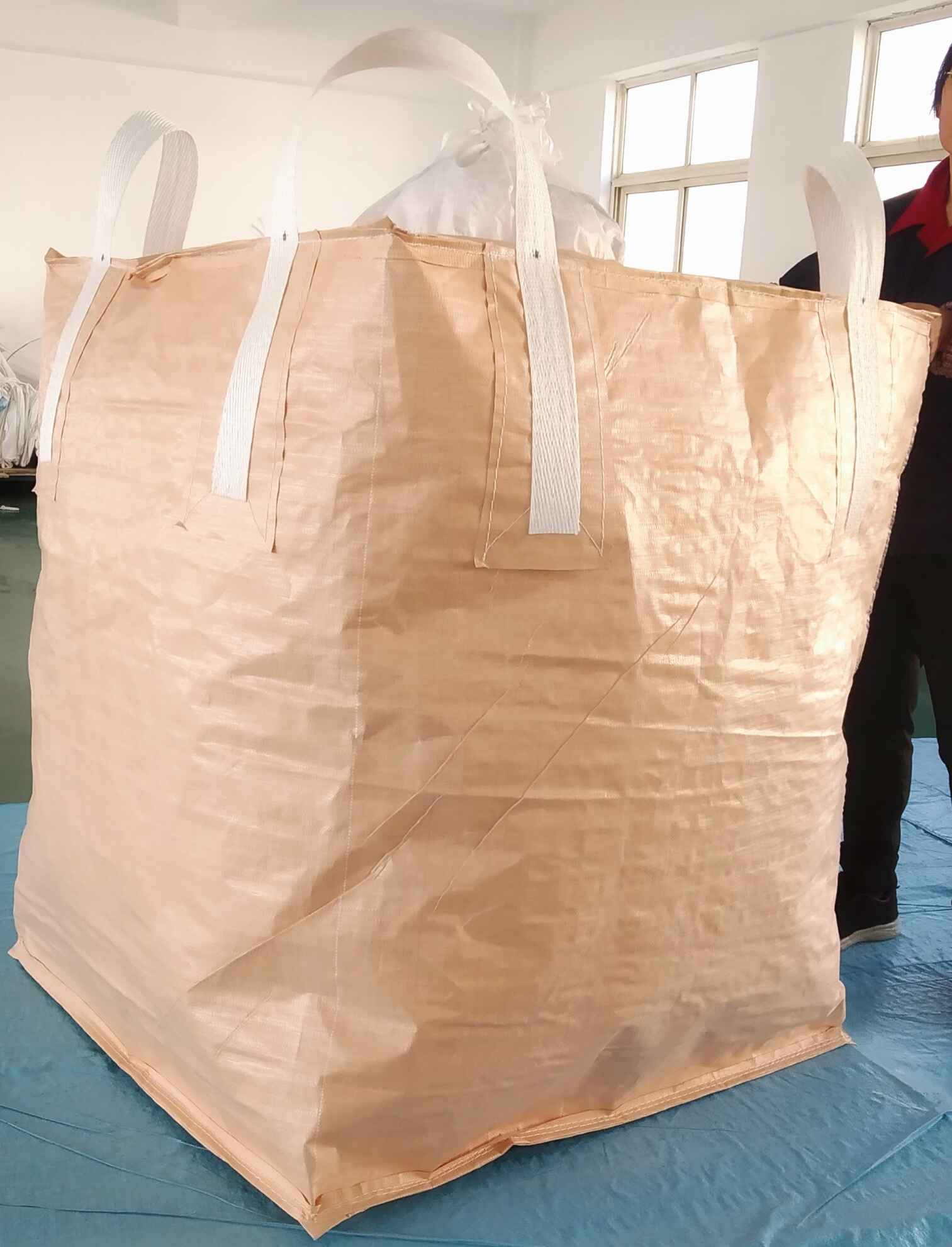 Bao jumbo nắp trùm xả đáy